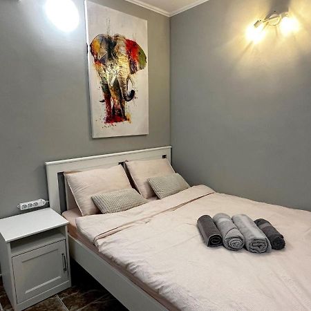 One Room Apartment Decebal Bucureşti Eksteriør bilde