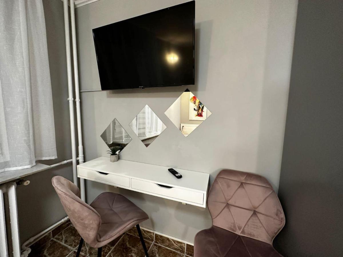 One Room Apartment Decebal Bucureşti Eksteriør bilde