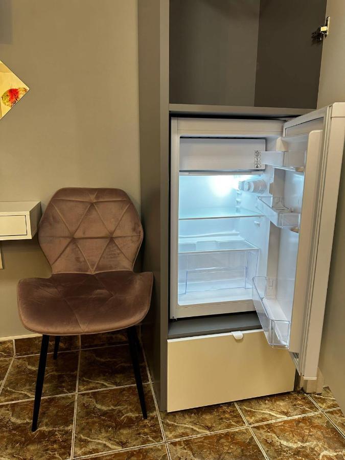 One Room Apartment Decebal Bucureşti Eksteriør bilde